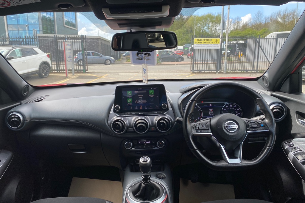 Nissan Juke 1.0 Dig-t 114 Tekna PJ21KKM Red #3