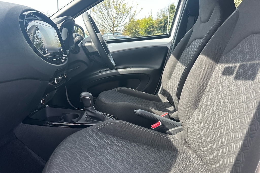 Toyota Aygo X Vvt-i Edge CY23PPF White #6