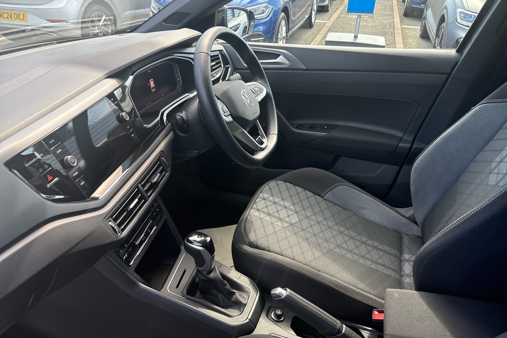 Volkswagen Polo 1.0 Tsi 115 Black Edition Dsg BV25TMO Grey #2