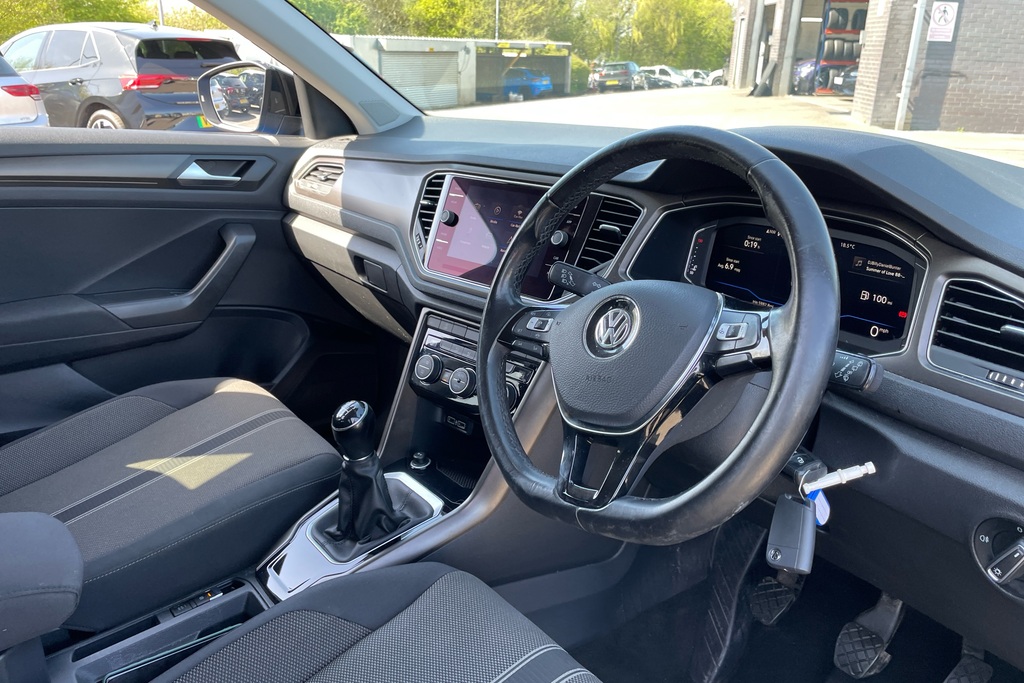 Volkswagen T-Roc 1.5 Tsi Evo Design KR68XJJ Blue #6