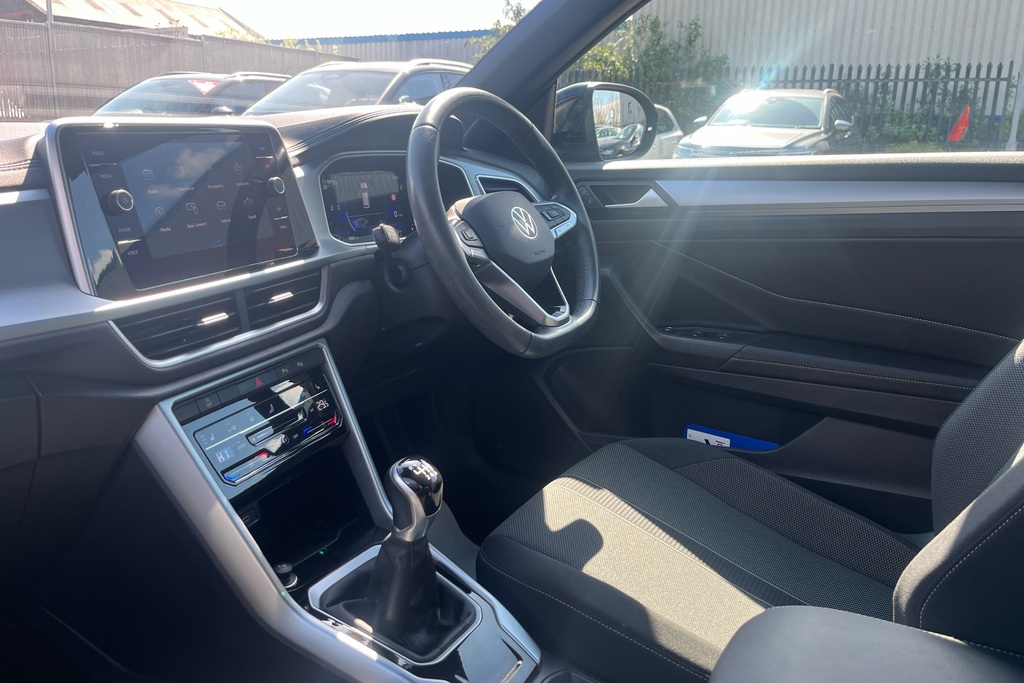 Volkswagen T-Roc 1.0 Tsi Style PK23YOX Black #2