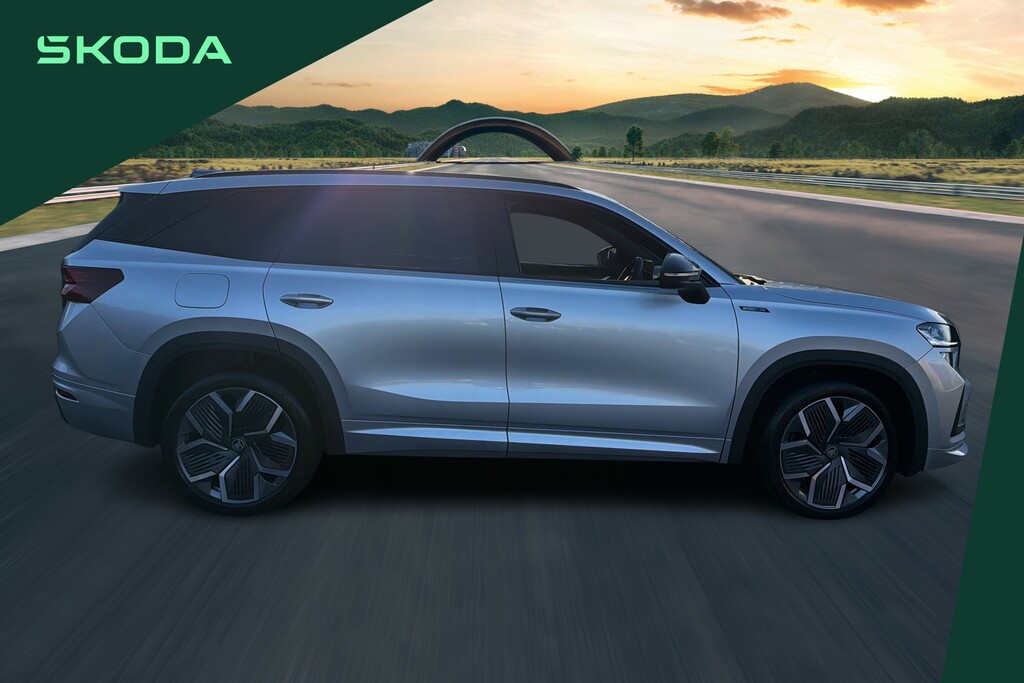 Skoda Kodiaq 1.5 Tsi E-tec Sportline Dsg 7 Seat KO25XZU Silver #4