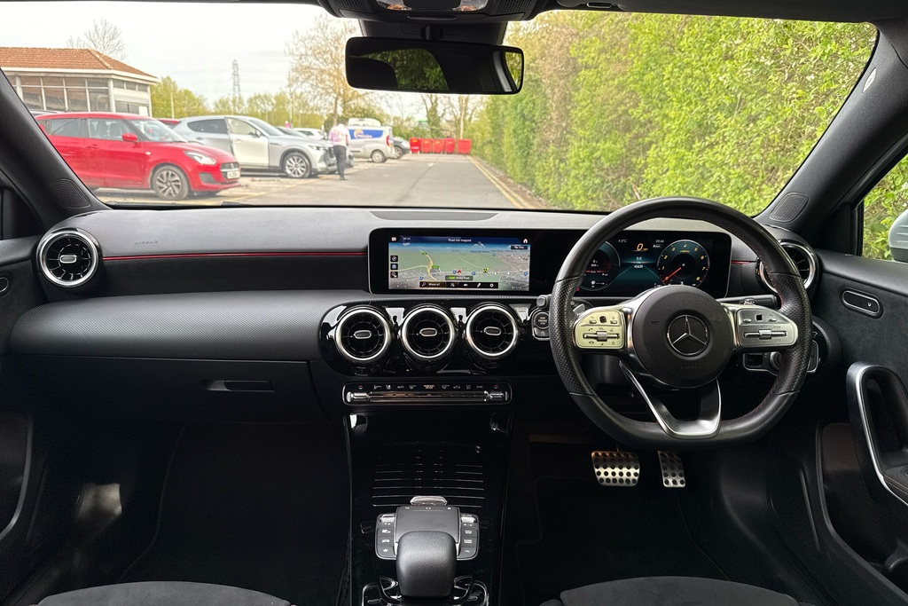 Mercedes-Benz A Class A180 Amg Line Executive DX70OSV Silver #3