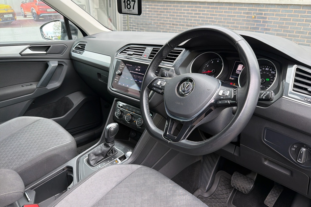 Volkswagen Tiguan 1.5 Tsi Evo 150 Match Dsg Black #6
