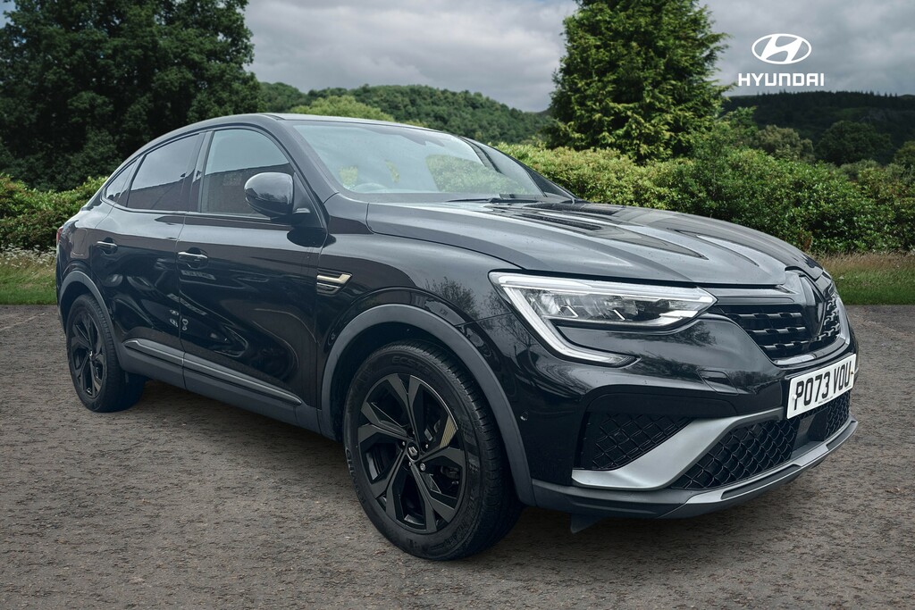 Renault Arkana E-tech Engineered Black