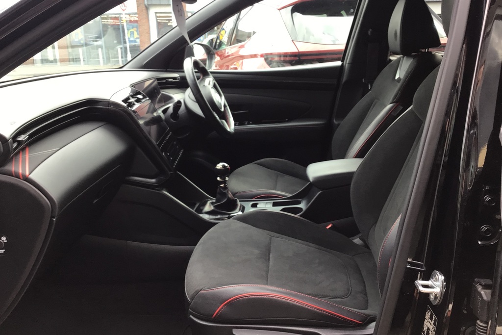 Hyundai Tucson T-gdi N Line S DY22SLV Black #6