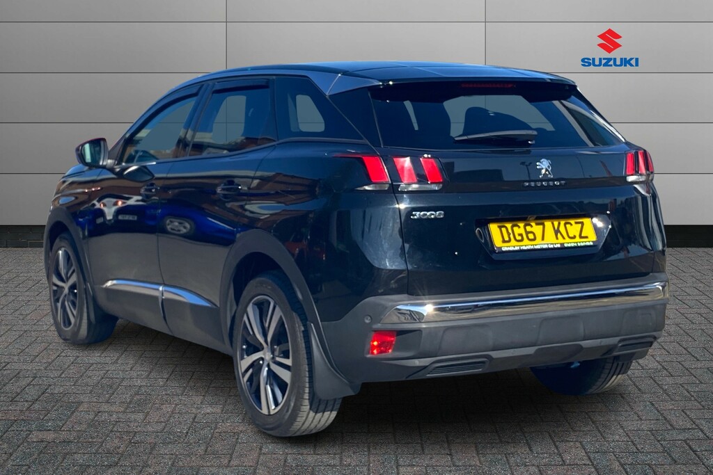 Peugeot 3008 1.6 Bluehdi 120 Allure Black #2