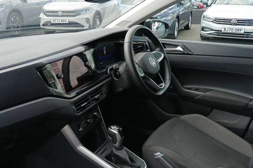 Volkswagen Polo 1.0 Tsi Match Dsg BG24UNM Black #2