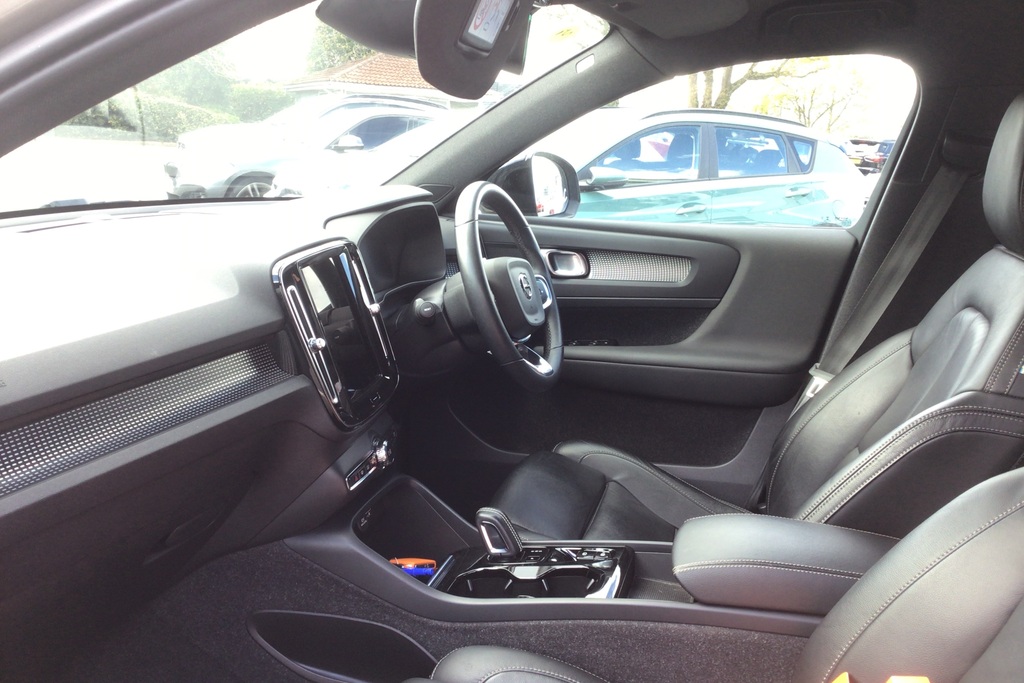Volvo XC40 1.5 T4 Recharge Phev R Design MJ71WMM Grey #6