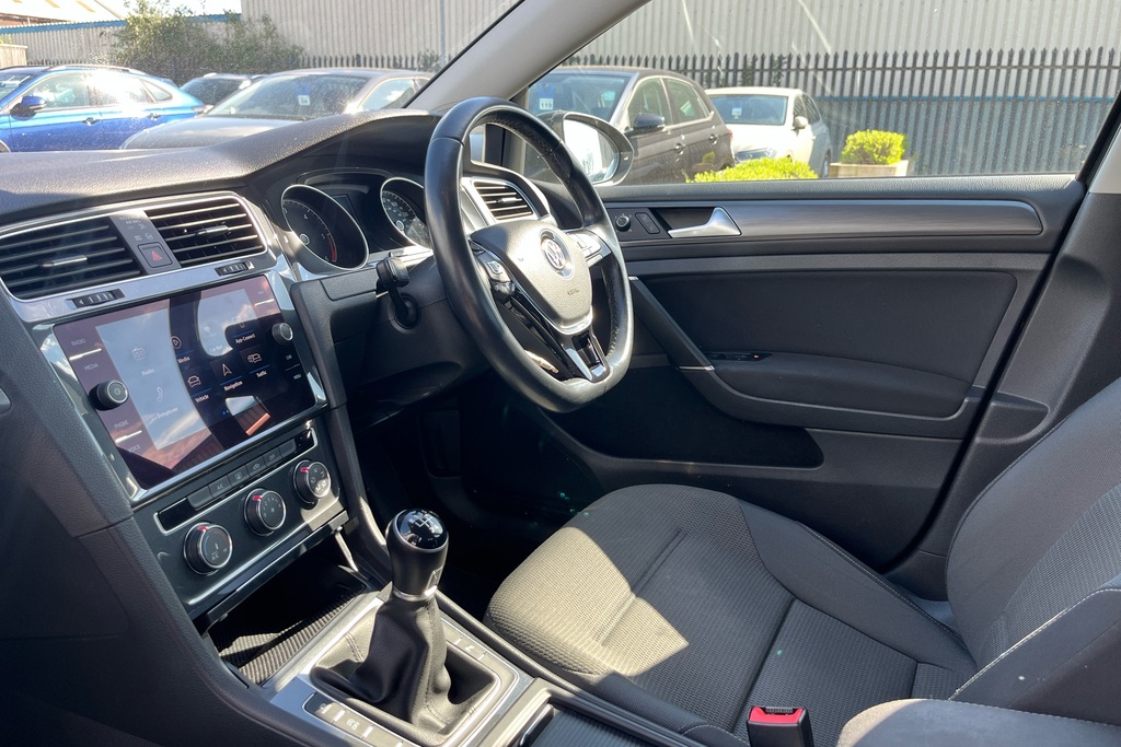 Volkswagen Golf 1.6 Tdi Se Nav VF68GZO Grey #2