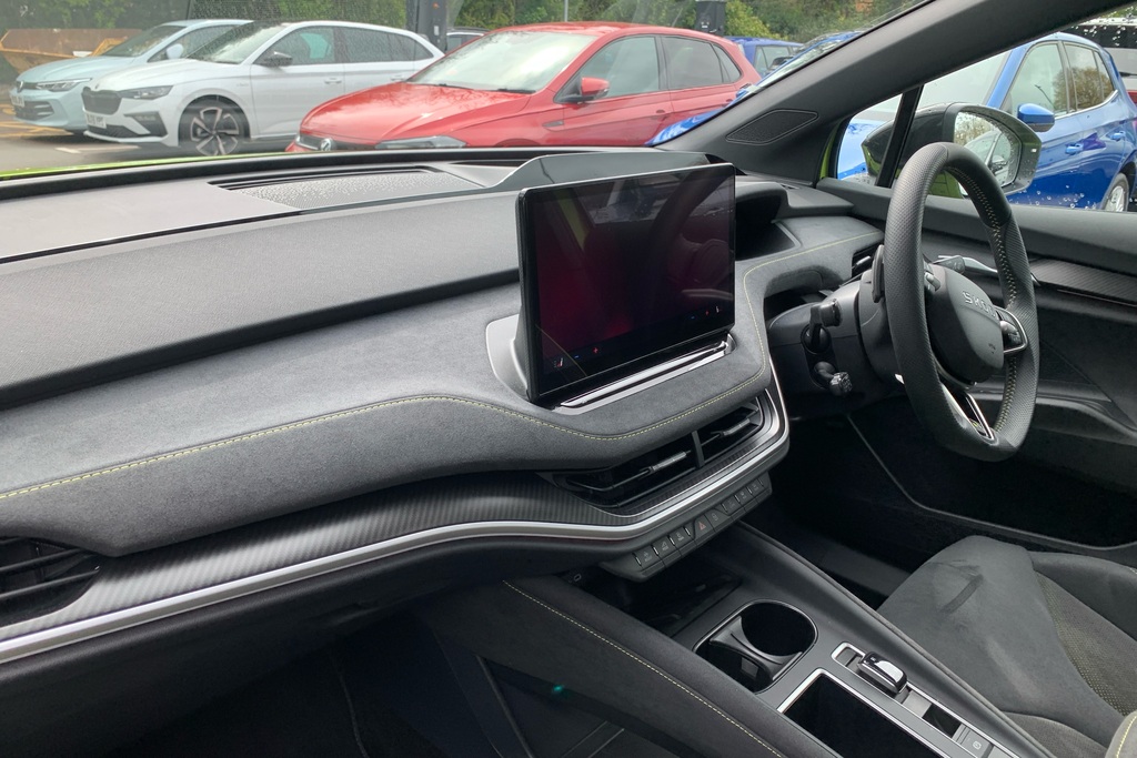 Skoda ENYAQ 250Kw Vrs 84Kwh 4X4 BN75CYF Black #2