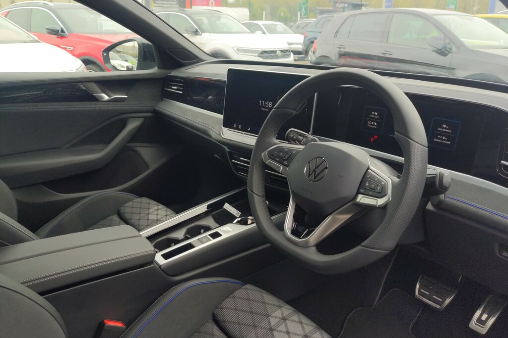 Volkswagen Passat 1.5 Tsi Ehybrid R-line Dsg Silver #6