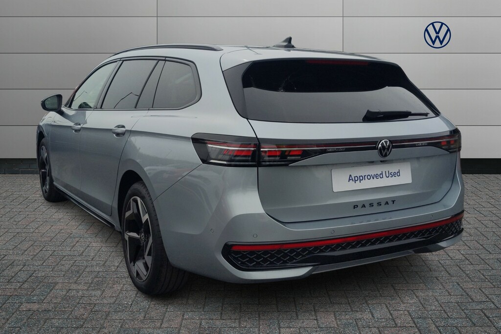 Volkswagen Passat 1.5 Tsi Ehybrid R-line Dsg Silver #3