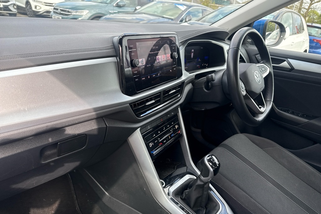Volkswagen T-Roc 1.5 Tsi Life CL73JYE Blue #2