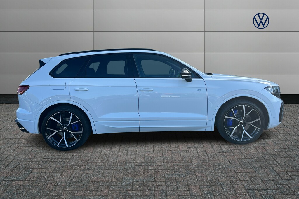 Volkswagen Touareg 3.0 V6 Tsi Ehybrid 4Motion R Tip White #4