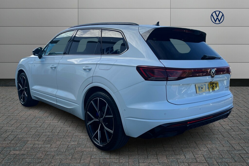 Volkswagen Touareg 3.0 V6 Tsi Ehybrid 4Motion R Tip White #3