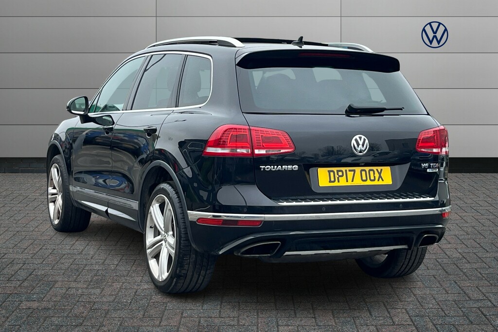 Volkswagen Touareg 3.0 V6 Tdi Bmt 262 R-line Plus Tip Black #3