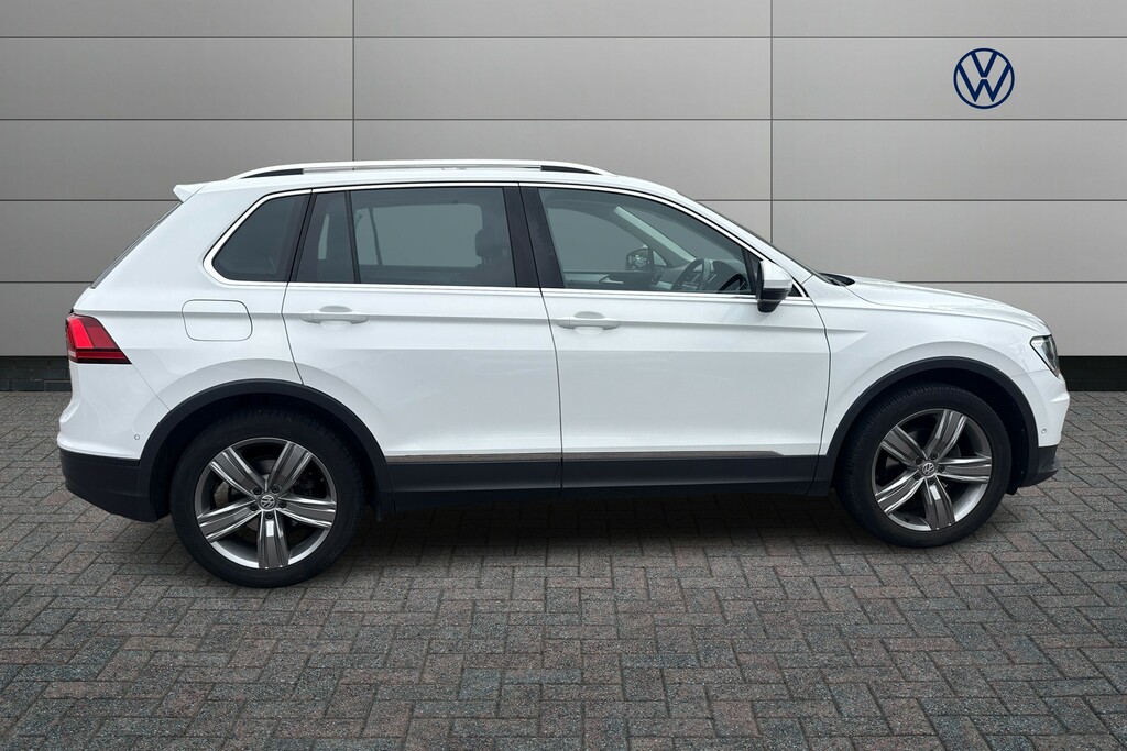 Volkswagen Tiguan 1.5 Tsi Evo 150 Match VN19XCB White #4
