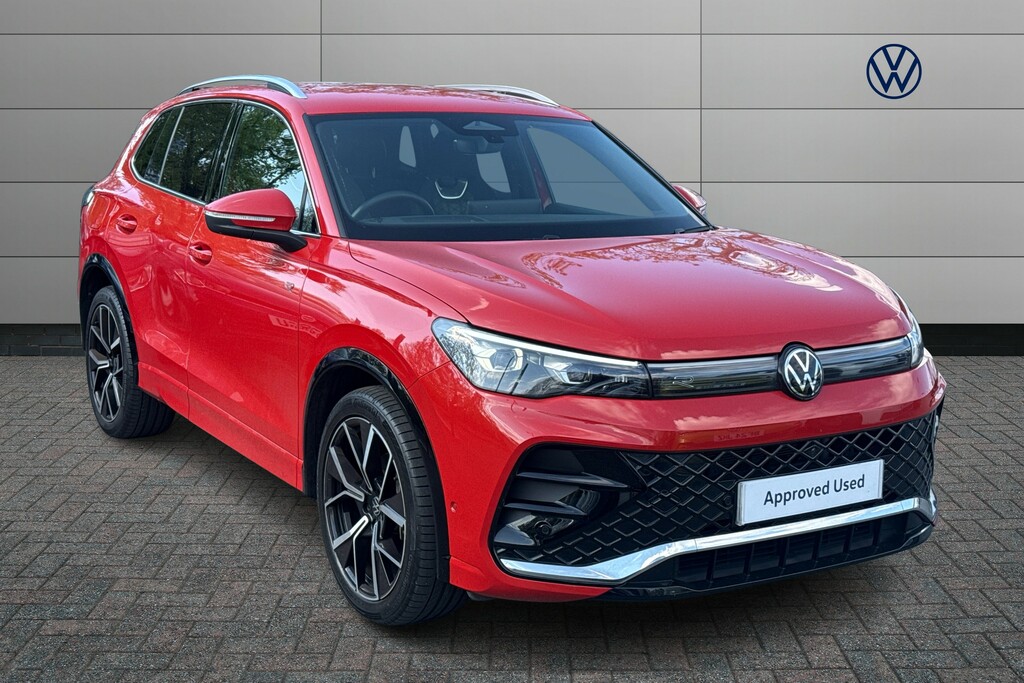 Volkswagen Tiguan 1.5 Etsi 150 R-line Launch Edition Dsg Red