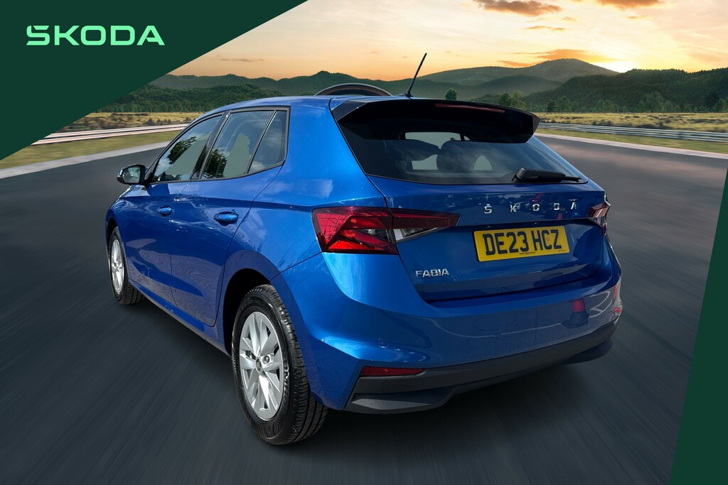 Skoda Fabia 1.0 Tsi Se Comfort Blue #3