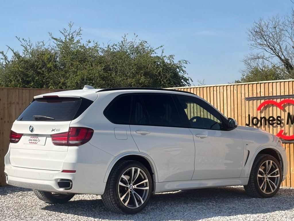 BMW X5 3L M Sport EK68JMC White #6