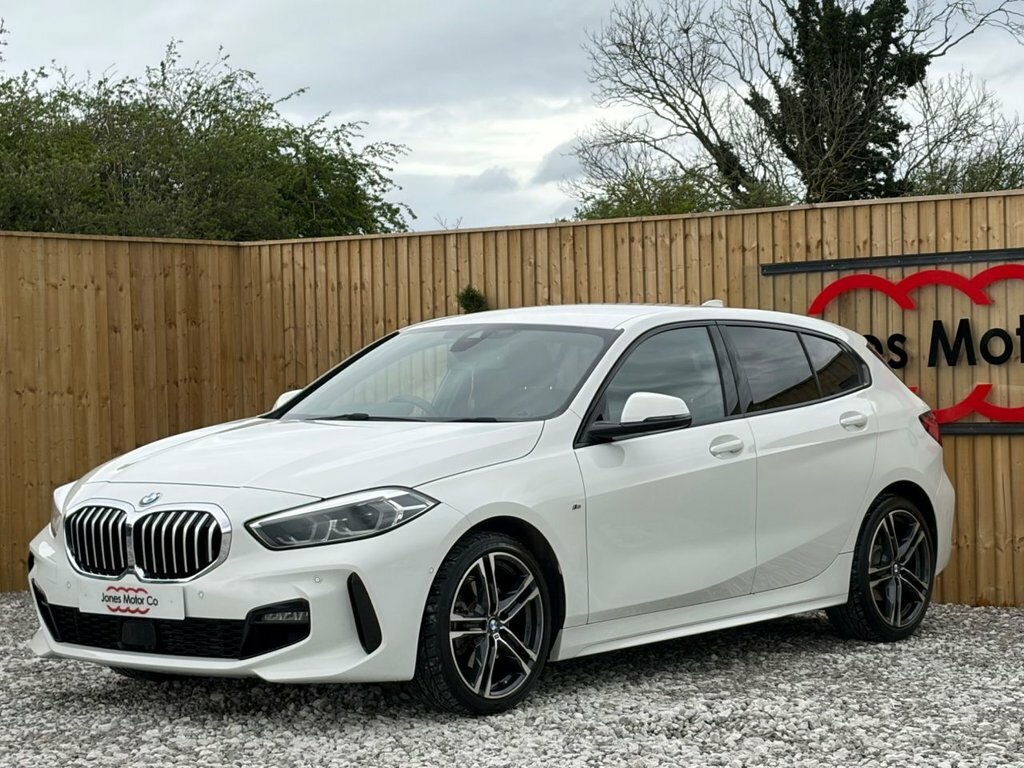 BMW 1 Series 1.5L M Sport DK69FKO White #3