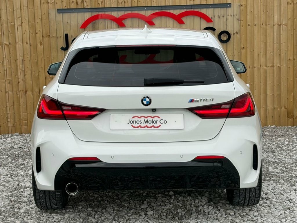 BMW 1 Series 1.5L M Sport DK69FKO White #5