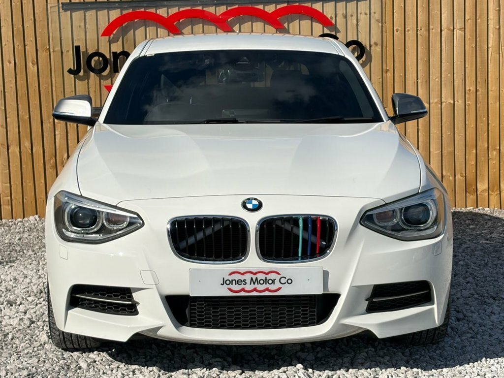 BMW 1 Series Hatchback SC15JMC White #2