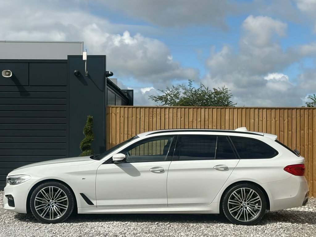 BMW 5 Series 2L M Sport AO17MCJ White #4