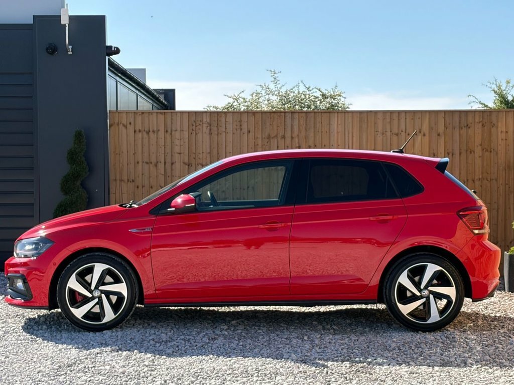 Volkswagen Polo 2L Gti YR19FSF Red #4
