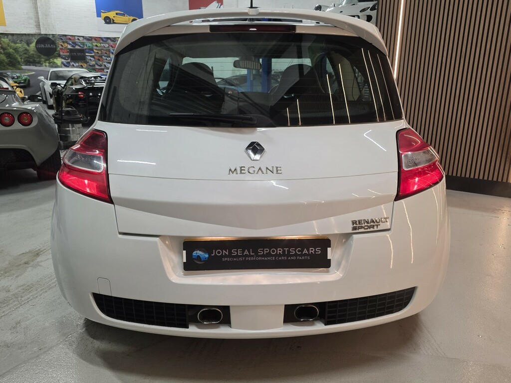 Renault Megane 2.0 T Team F1 Team R26 2008 White #5