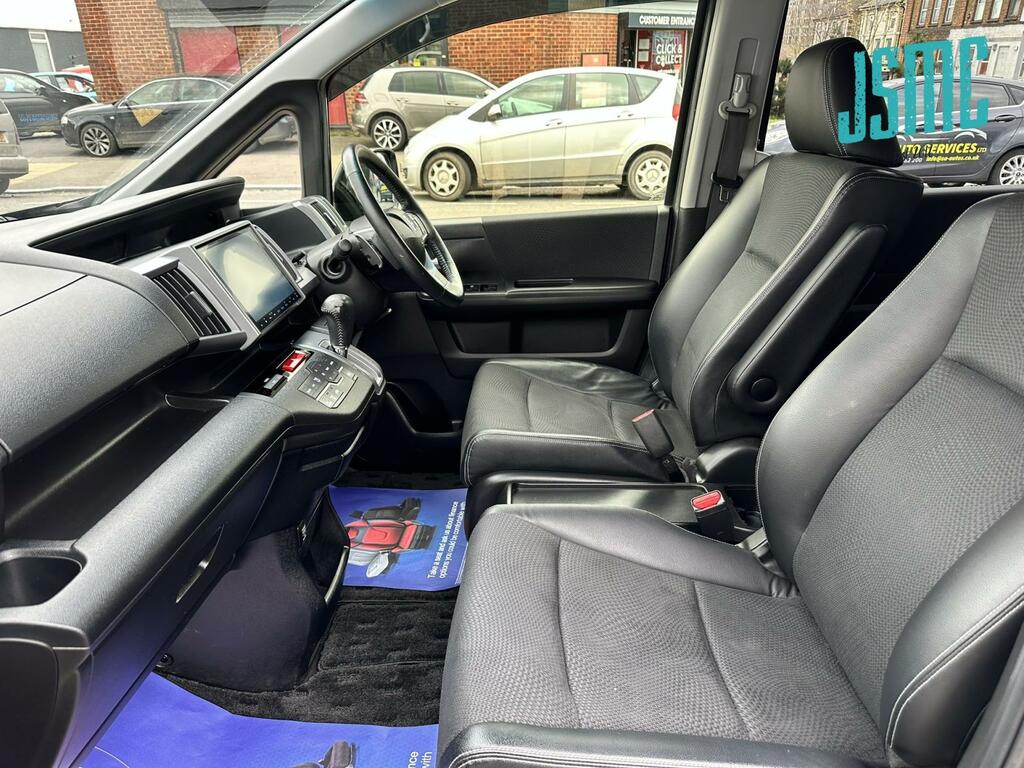 Honda StepWagon Spada Z 2.0 8 Seats Grey #5