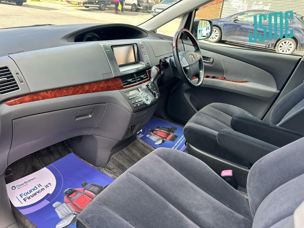 Toyota Estima Aeras G 2.4 White #5