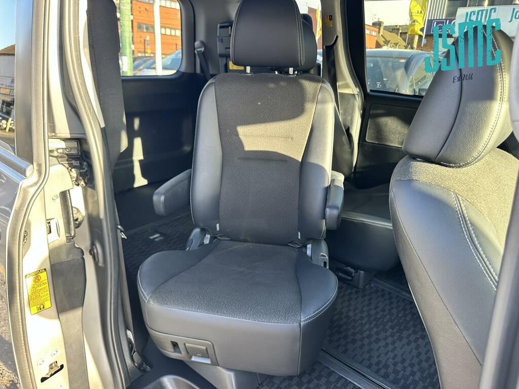 Toyota Voxy 2.0 Zs Kiramaki Aero Styling - 8 Seater White #14