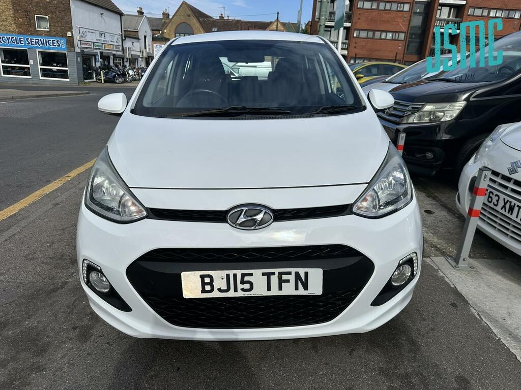 Hyundai I10 1.2 Premium Hatchback Euro 5 87 BJ15TFN White #3