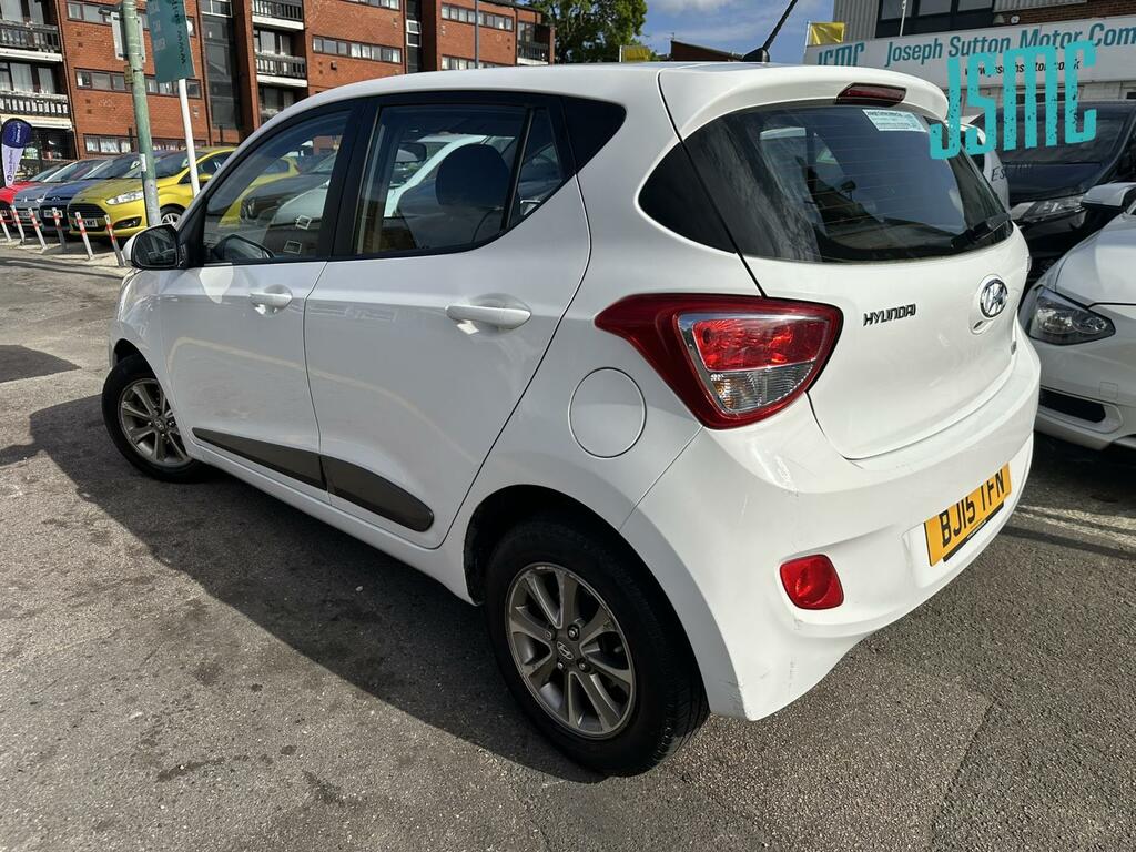 Hyundai I10 1.2 Premium Hatchback Euro 5 87 BJ15TFN White #4