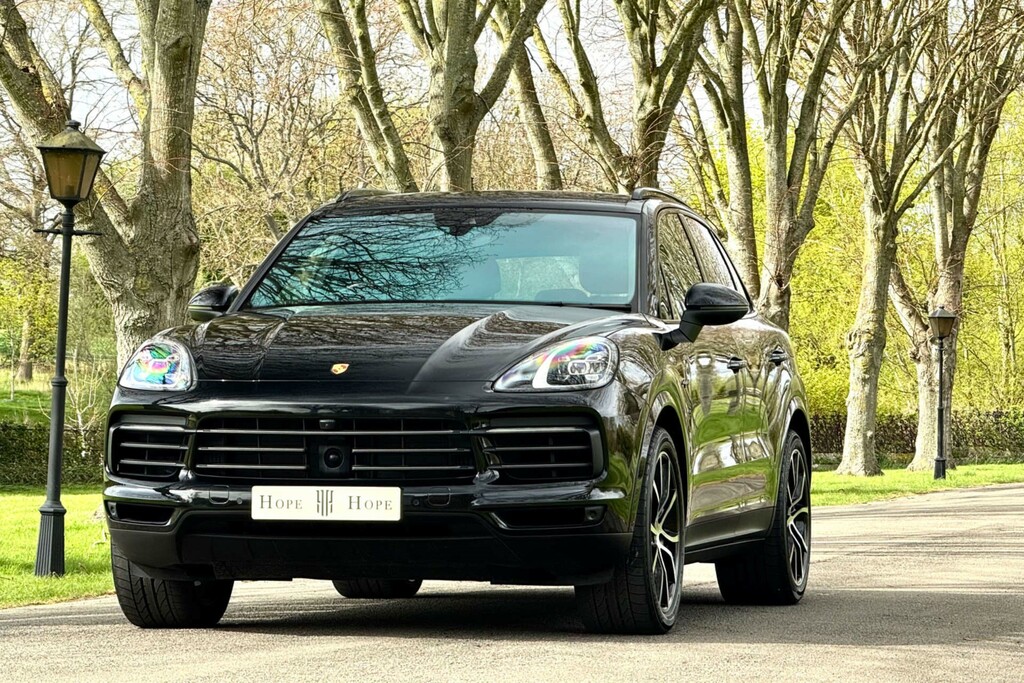 Porsche Cayenne Suv GX72VHP Black #2