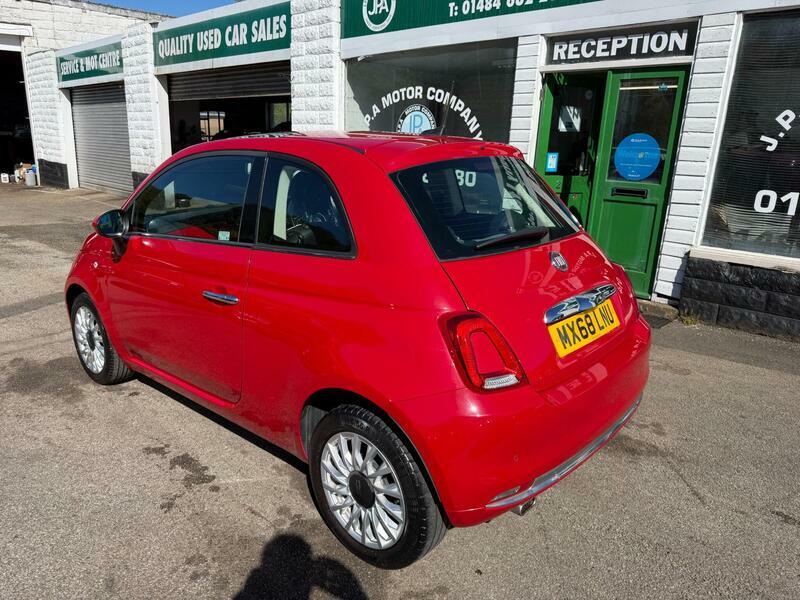 Fiat 500 1.2-lounge-hatchback-3dr-petrol-manual-euro-6-ss Red #2