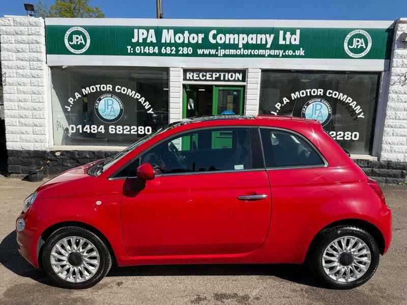 Fiat 500 1.2-lounge-hatchback-3dr-petrol-manual-euro-6-ss Red