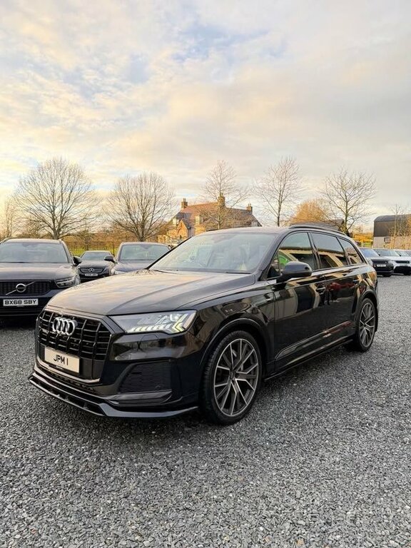Audi Q7 2021 3.0 Tdi V6 45 S Line Suv Tiptronic AP70XFL Black #2