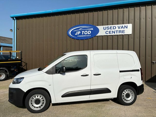 Citroen Berlingo Mpv LF72MSJ White #2