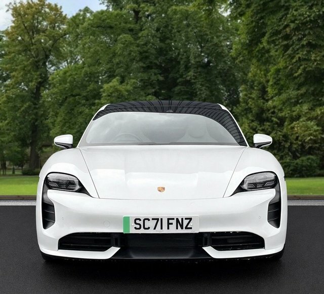Porsche Taycan 2021 Performance Plus 93.4Kwh Turbo Saloon Ele SC71FNZ White #3