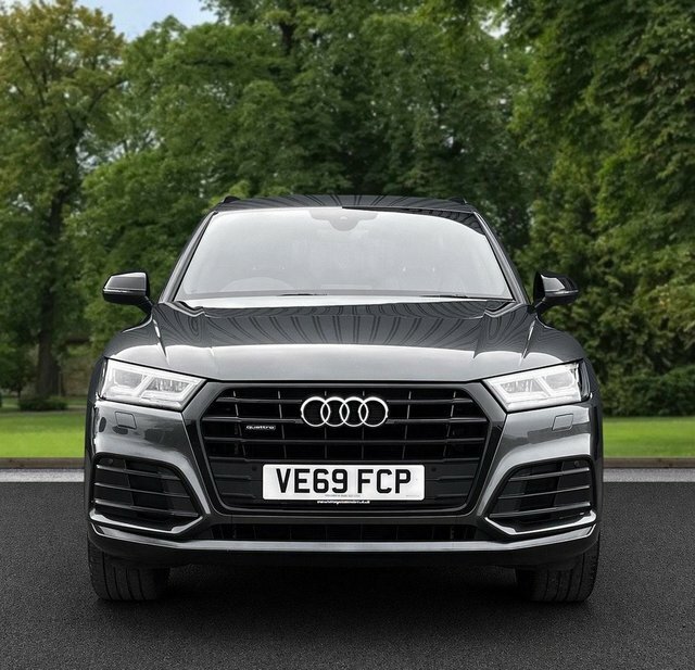 Audi Q5 2019 2.0 Tdi 40 Black Edition Suv S Tro VE69FCP Black #3