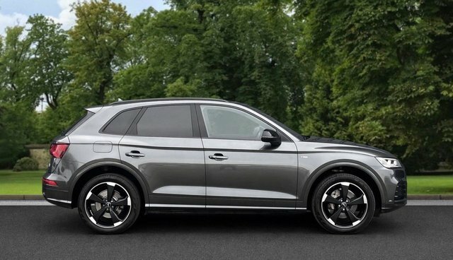 Audi Q5 2019 2.0 Tdi 40 Black Edition Suv S Tro VE69FCP Black #4
