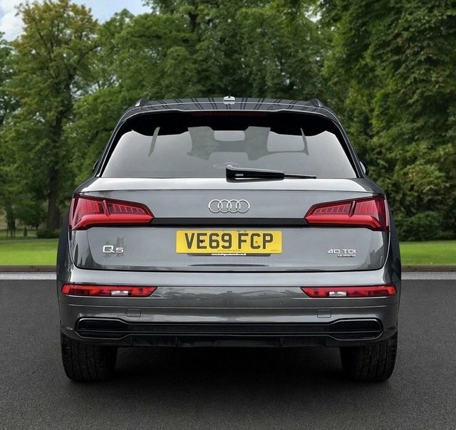 Audi Q5 2019 2.0 Tdi 40 Black Edition Suv S Tro VE69FCP Black #5