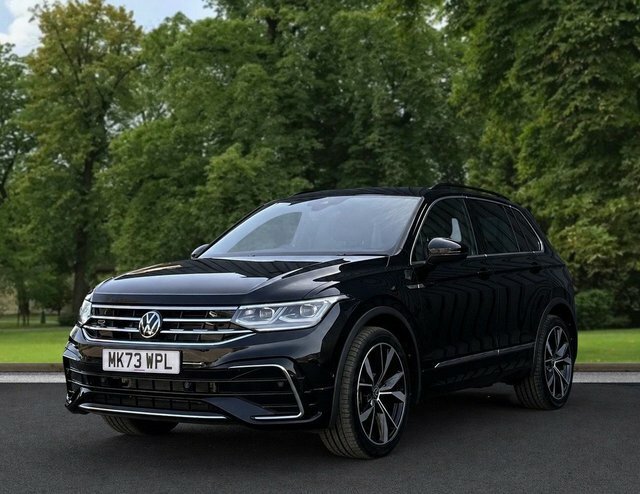 Volkswagen Tiguan 2023 1.5 Tsi R-line Suv Dsg Euro 6 Ss Black #2