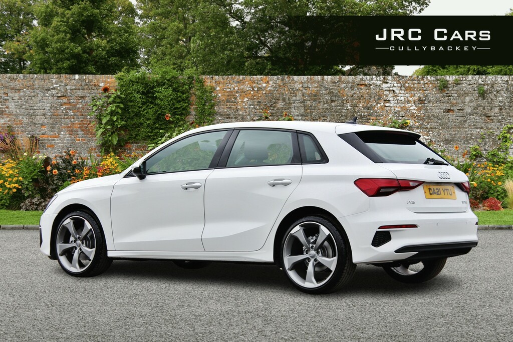 Audi A3 Hatchback 2.0 Tdi 30 Technik 2021 DA21YTU White #3