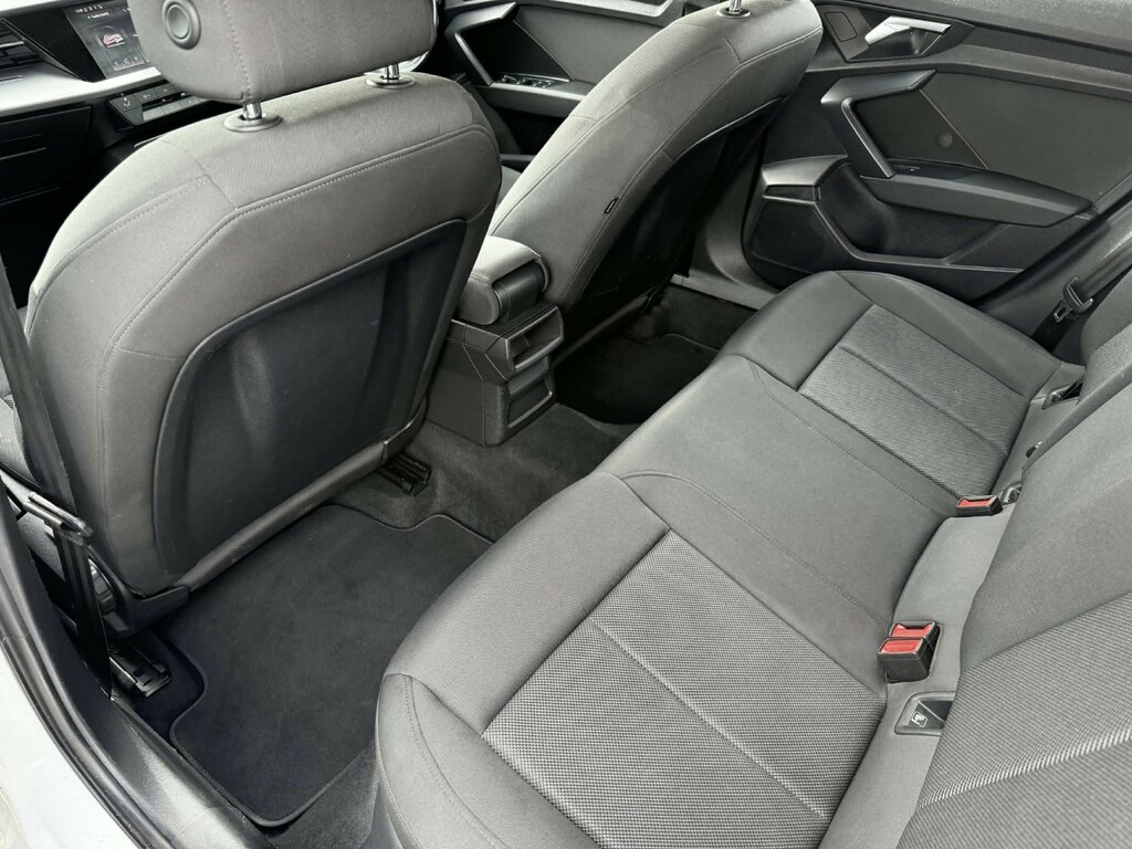 Audi A3 Hatchback 2.0 Tdi 30 Technik 2021 DA21YTU White #6