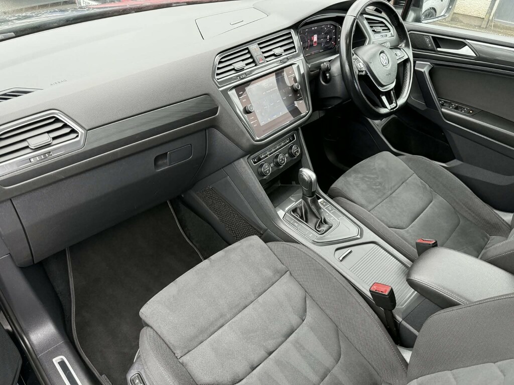 Volkswagen Tiguan Allspace Suv 2.0 Tdi Sel 2020 DF70LHV Black #5