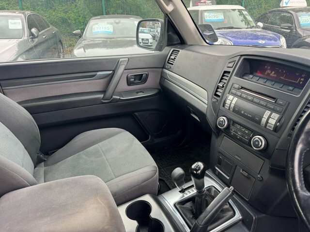 Mitsubishi Shogun Suv 3.2 Di-dc Equippe 2008 Blue #13